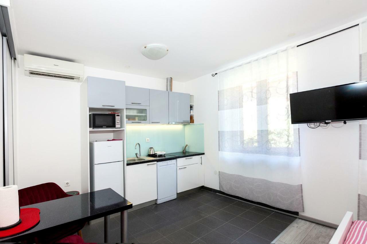 Studio Apartment Toma Split Bagian luar foto